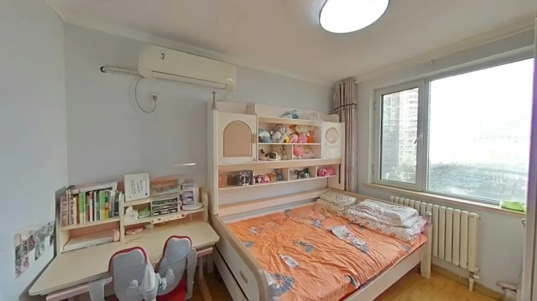 Spring Scenery Mountain View Phase III - View 2