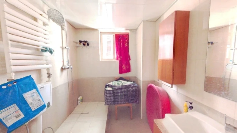 Aurora Gate Royale - View 5