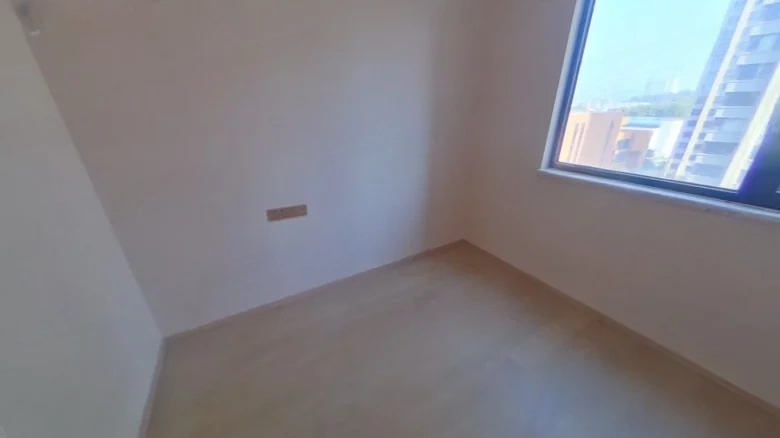 Elegant Peak Residence A District - View 6