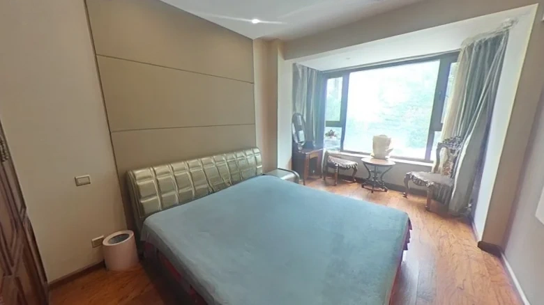 Golden Land Platinum Joy - View 4