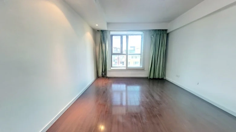 Golf Green Court CLASS - View 2