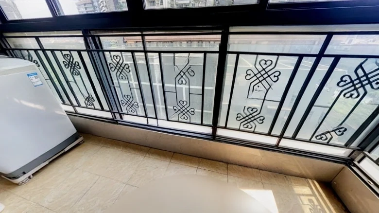 West Gate Sea - View 11