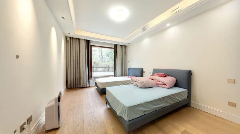 Xishan No.1 Courtyard North District - View 4