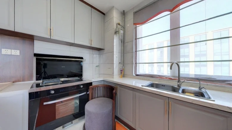 Clear Wind Riverbank - View 5