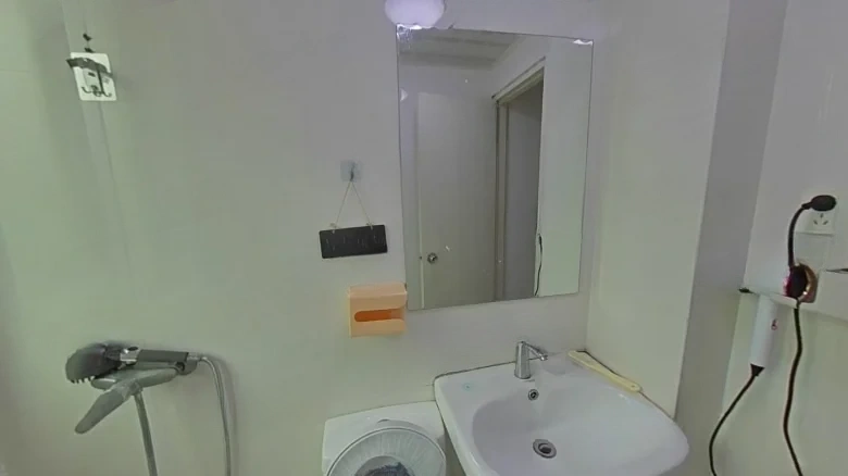 Drum Tower Flower Garden - View 8