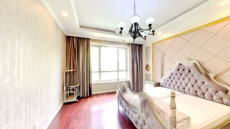 Dalian Pearl - View 2