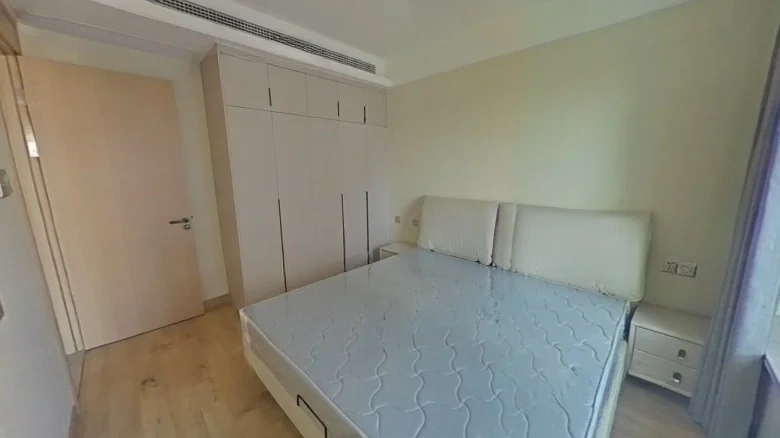 Starlit Jade Courtyard - View 3