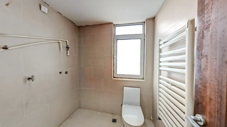 555 International - View 11