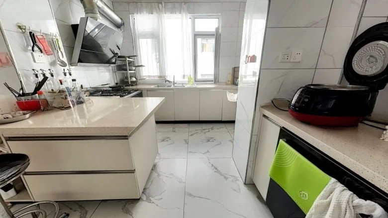 Midsummer Village - View 15