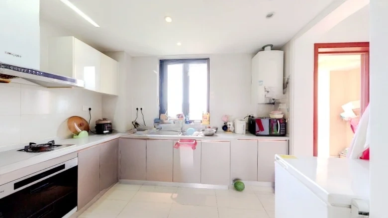 Vanke Kingdom BluBay - View 7