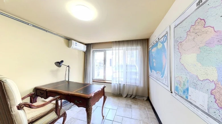 Famous Capital Garden - View 3