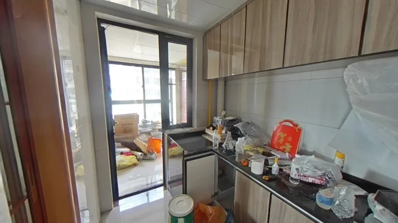 Plum Named Mansion - View 10