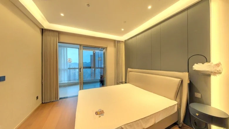 Zheng Rong Mei Xi Zi Que Tai - View 4