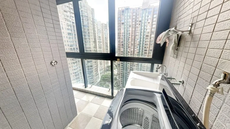 Love Court Sea - View 13