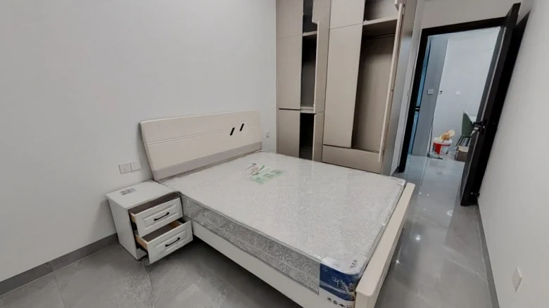 Lunhoujia Yuan - View 3