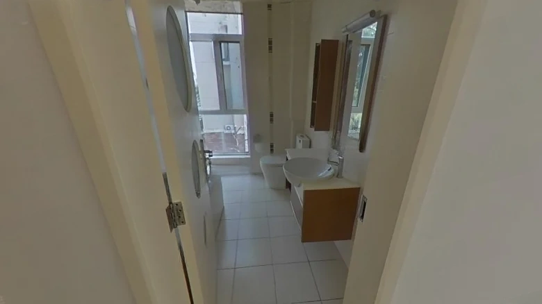 Beverly Hills - View 10