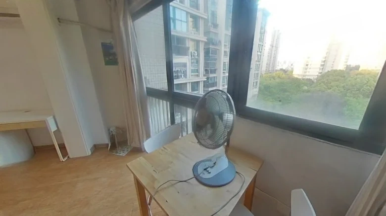 Elegant Garden Residence - View 5