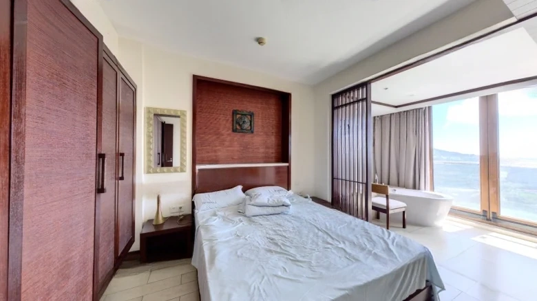 Half Mountain Peninsula Phase III Donghai Bay - View 2