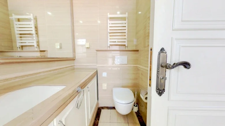 China Railway Qingdao Center - View 8