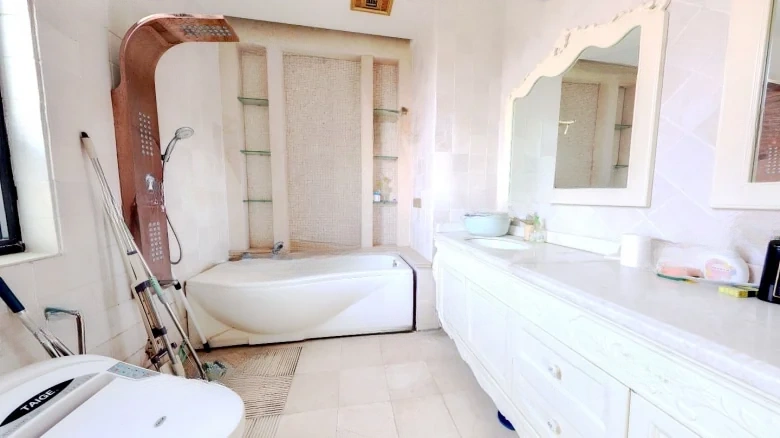 Shimao Linglong Terrace - View 12