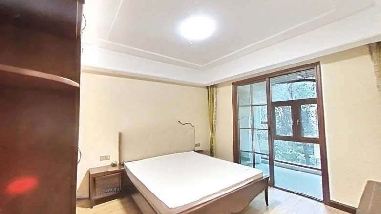 Rongke檀香山 Tamkah Mount Fragrance - View 2