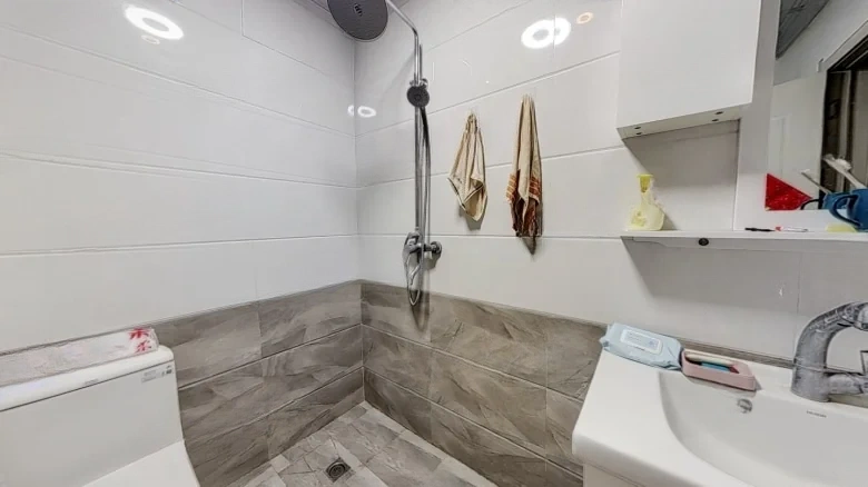 Lakeside Mandarin Court - View 7