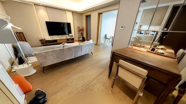 Hoskin Plaza - View 4