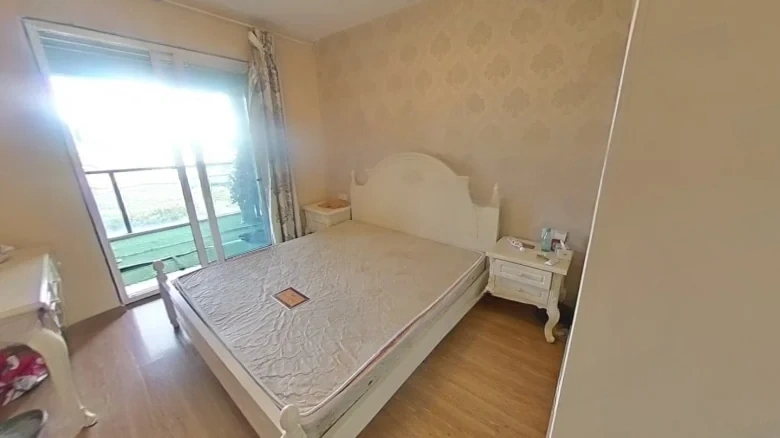 Hunkang Xixili - View 2