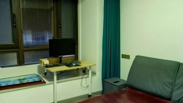 Golden Intimate Villa - View 5