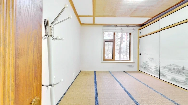 Sunrise Era Maple Oak Residence - View 5