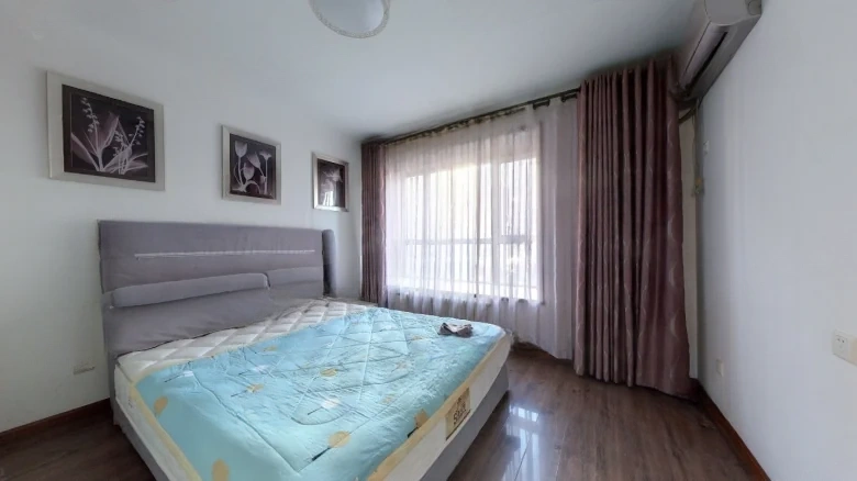 Seal Garden - View 4