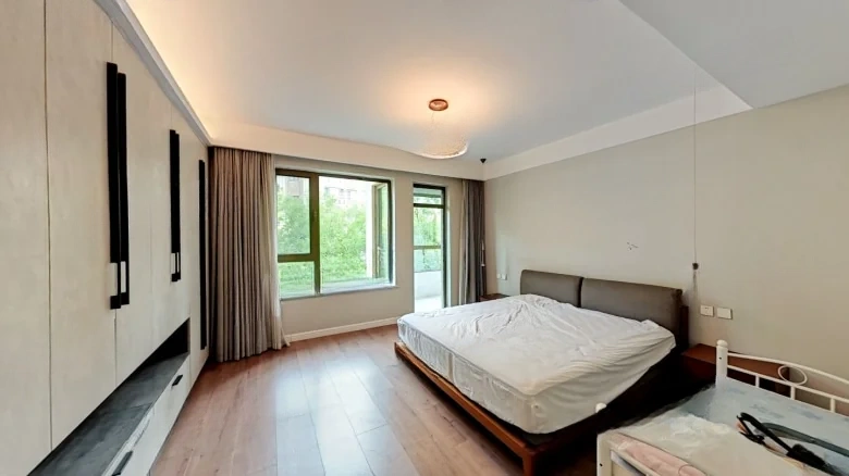 Tianshan Xihu Lan'an - View 2