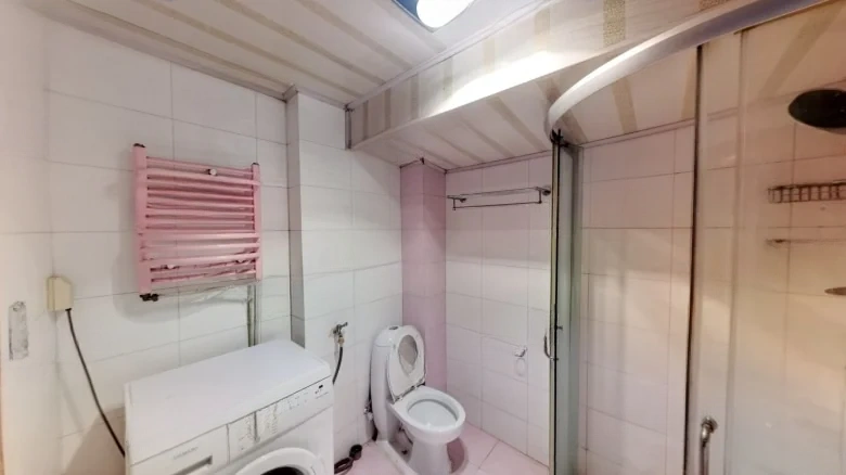 Halo Light Lane 30 Courtyard - View 6