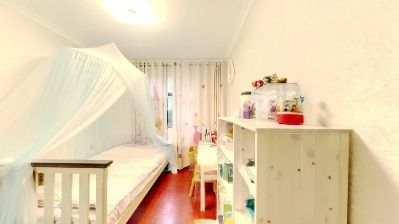 No.8 Compound, Beijie Shan Shi North Street - View 1