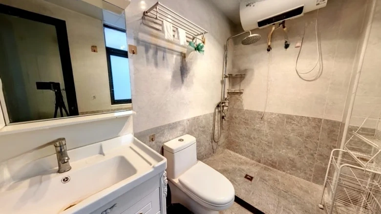 Gezhouba City Garden - View 6