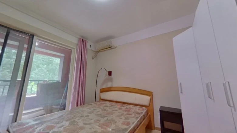 Golden Land Green Green - View 1