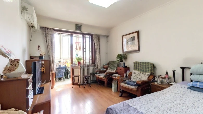 Anhua Li Community - View 3