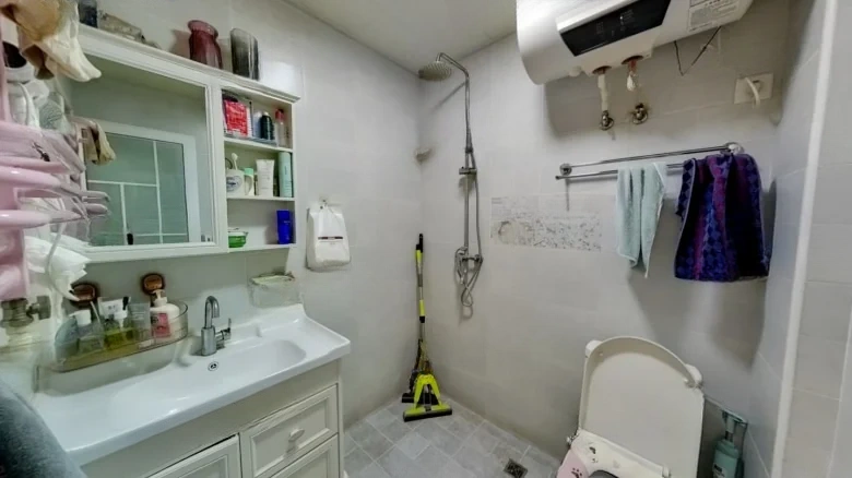 Grass Bridge Mining and Metallurgy Residential Area - View 5