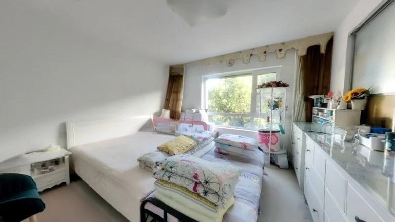 Sharp Trend International Apartment - View 2