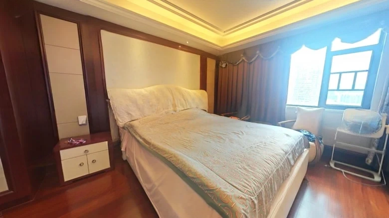 Orient Central Plaza - View 5