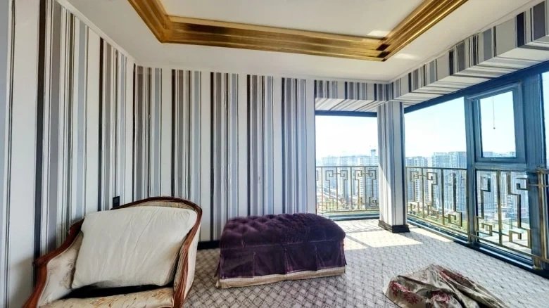 West Fifth Avenue of Beauty - View 6