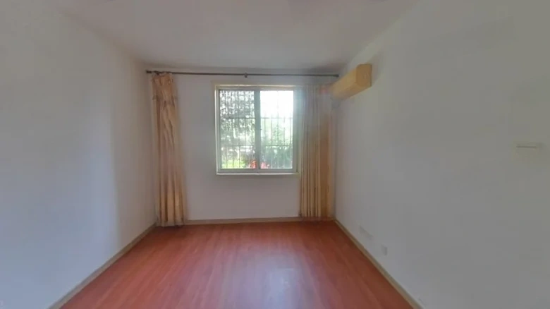 Biography Literary Apartment - View 3