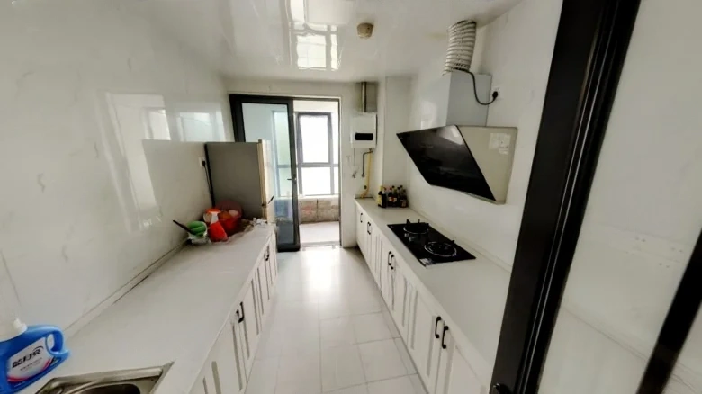 Poly International Plaza - View 7