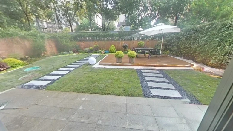 Emerald City Golden Sands Phoenix Rise at Dawn - View 15