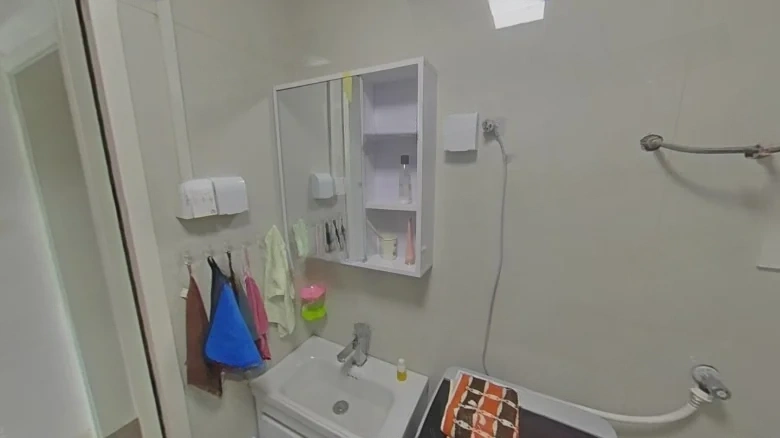 Ring Trade Center - View 5