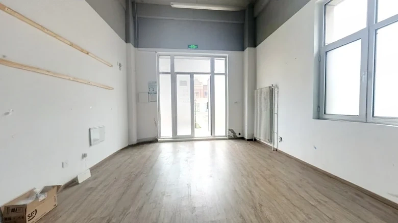 Lucy's Tai Shan No. 7 - View 5