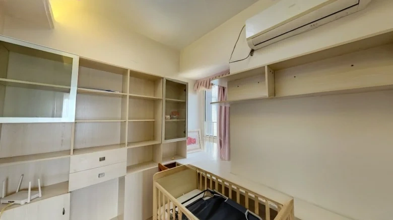 New World Brocade Cloud Peak - View 6