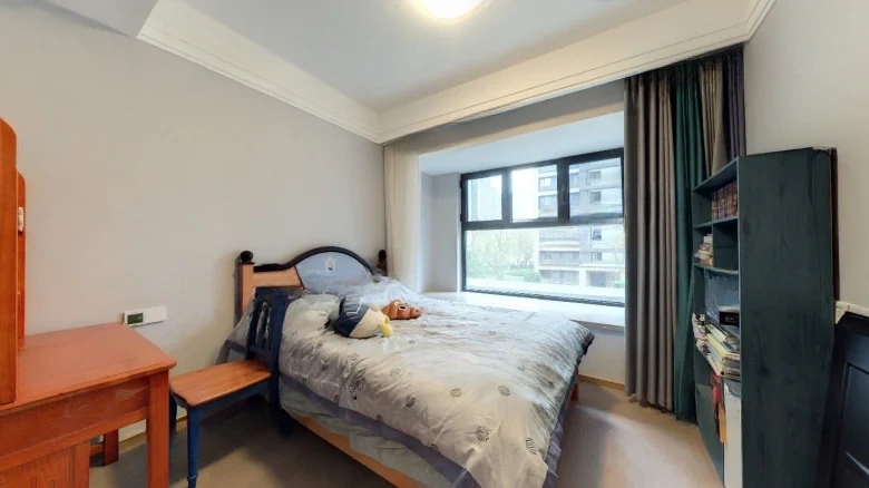 Oriental Bohui翠 can be translated as - View 4