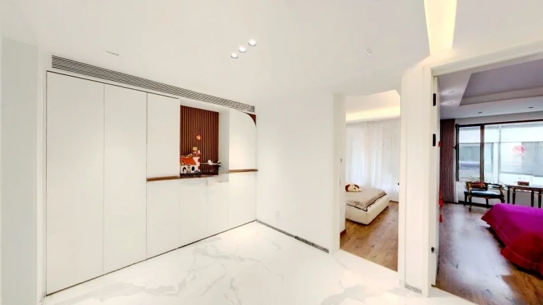 Golden Sunriver Mountain Vista - View 12