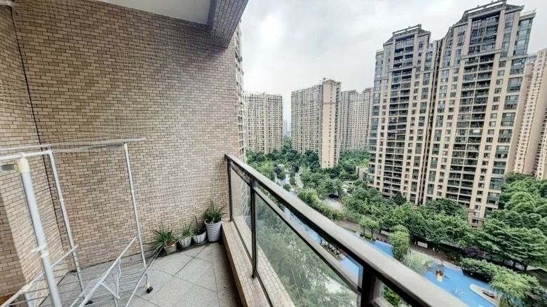 Riviera Bay Renaissance - View 20